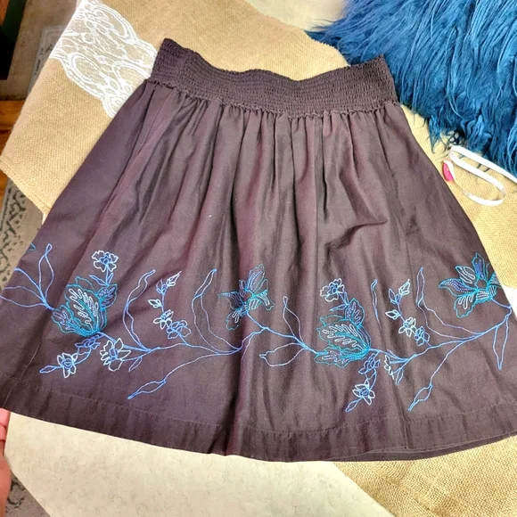 🛒🛍️💥Nwot axcess size medium cotton skirt beautiful stitching detail - Picture 1 of 6